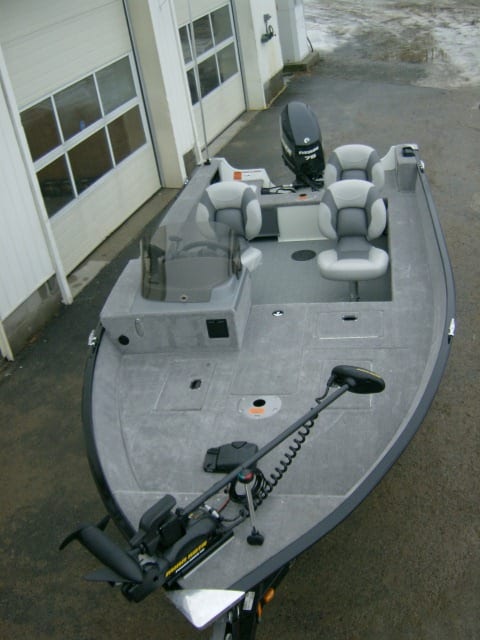 16-fishing-Boat-001