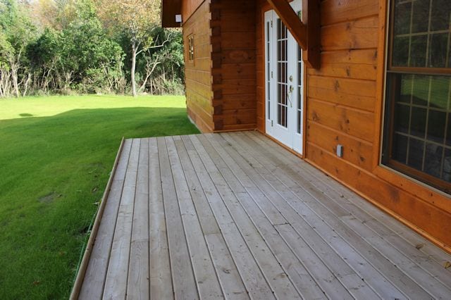 Frontnac patio