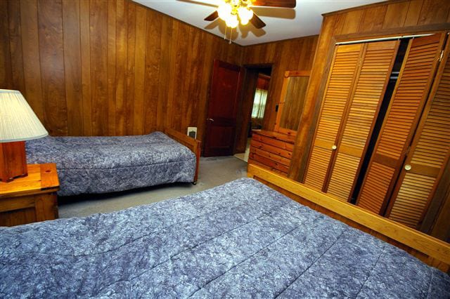 Woodmere bedroom